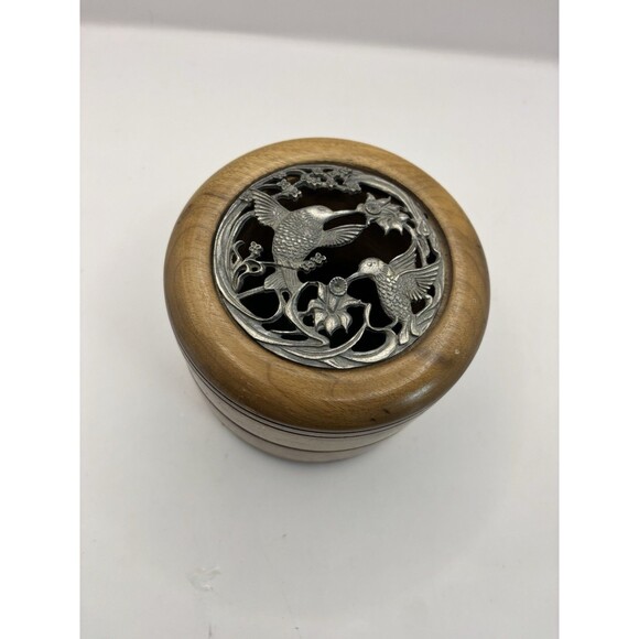 Vintage Myrtle Wood Trinket Box/Potpourri With Pewter Hummingbird Lid - Picture 2 of 6